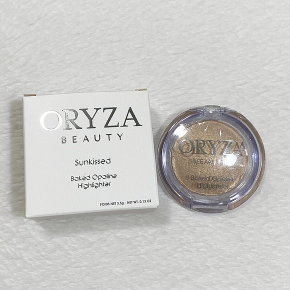Oryza Beauty Sunkissed Baked Opaline Highlighter - Picture 1 of 4